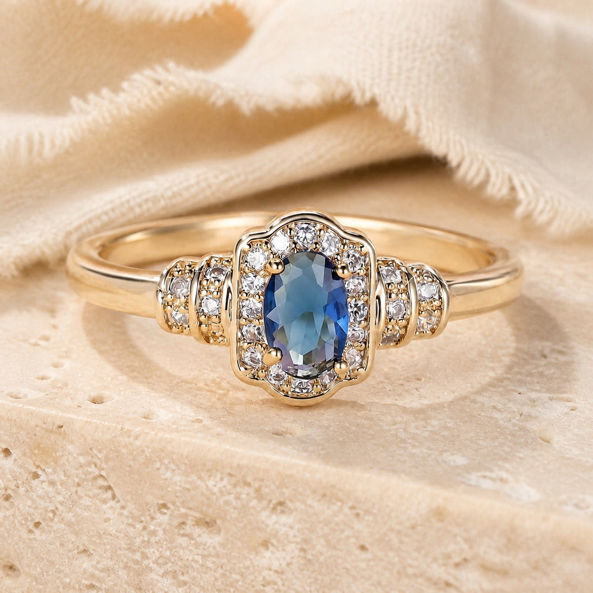 Anillo Halo con Cristal Azul