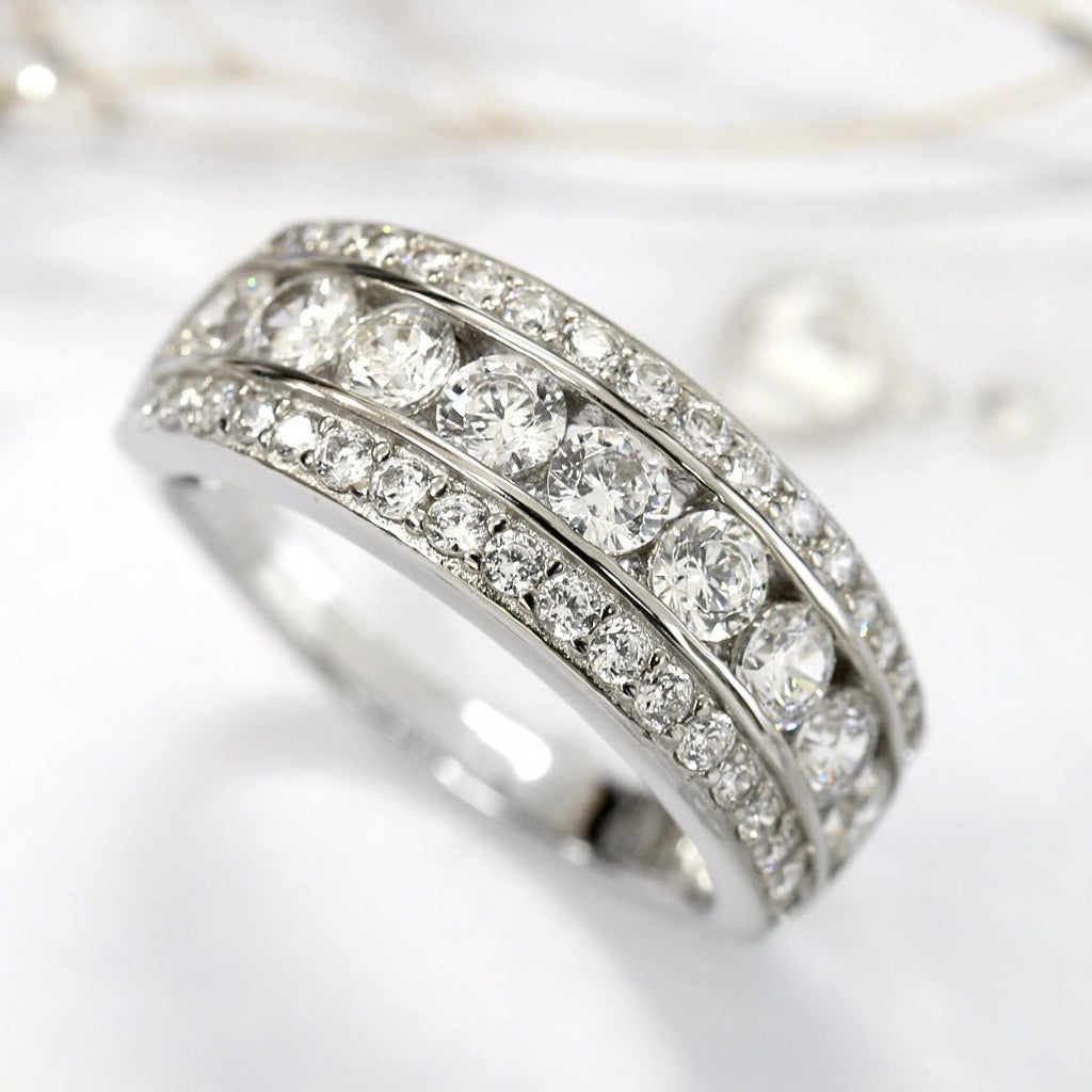 Anillo Plateado con Piedra