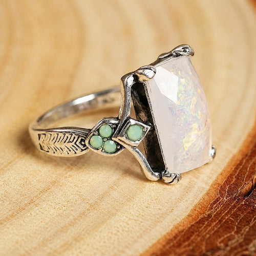 Anillo Alba vintage con piedra blanca
